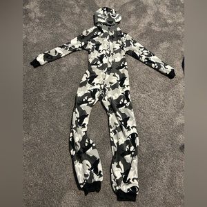 Wolf hooded 1 piece Pjs. Jogger open toe design. Zipper in front. Size M 8/10